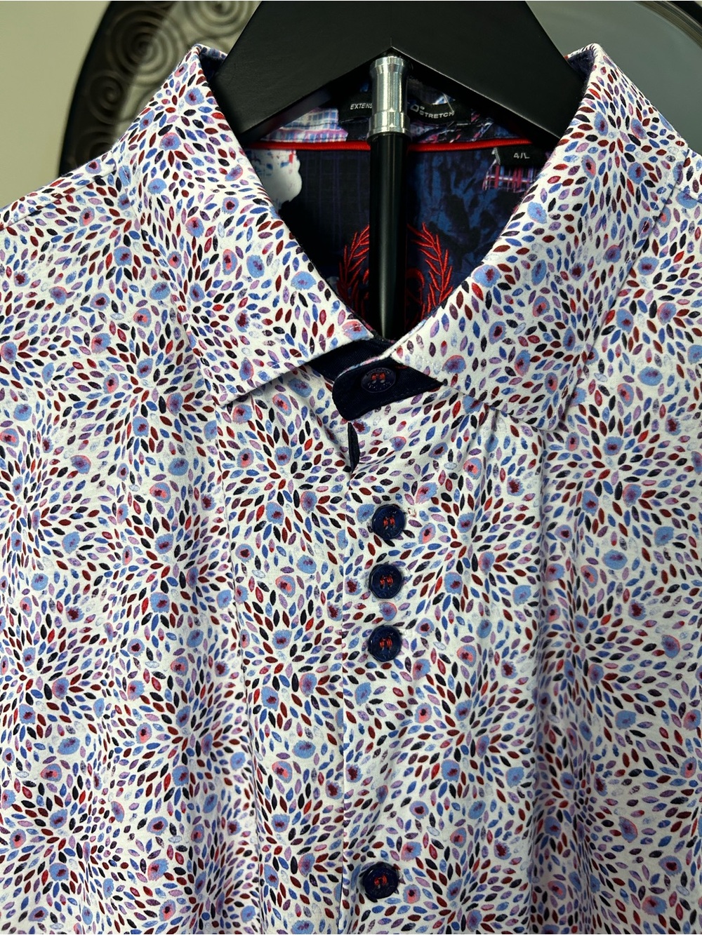 Au Noir Men's White Micro Floral Button-Down Shirt with Blue Accents - Picture 3 of 8